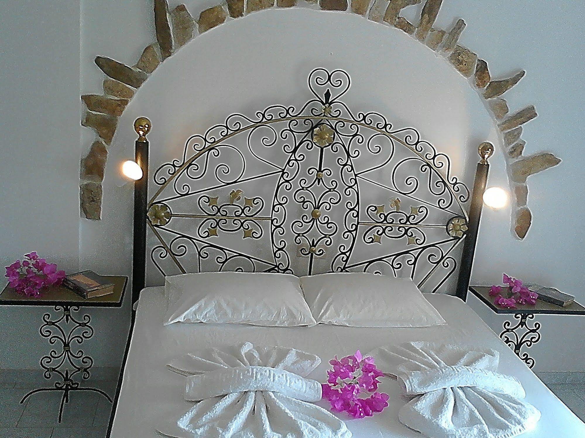 Angelika Aparthotel Alinda  Bagian luar foto